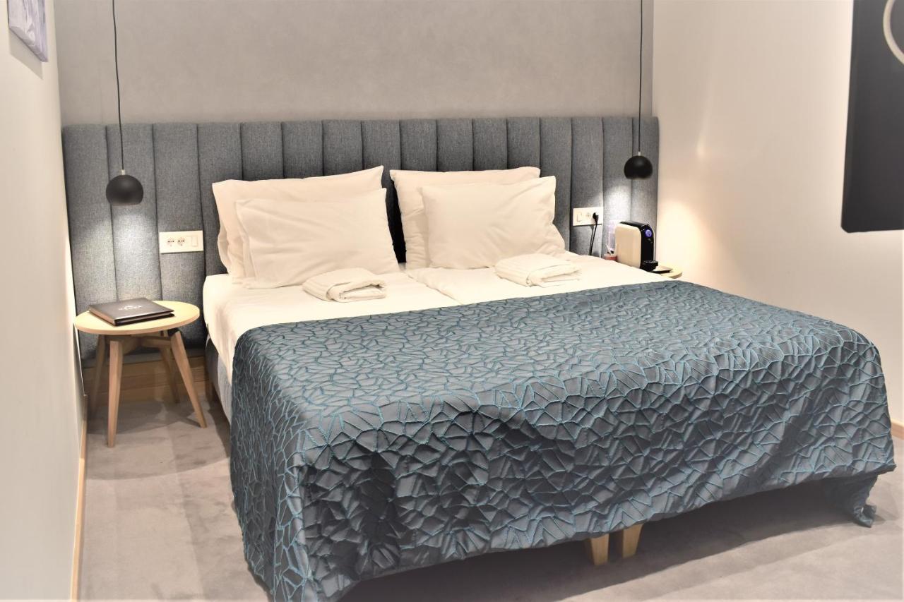 Korpa Deli Rooms Novi Sad Bagian luar foto