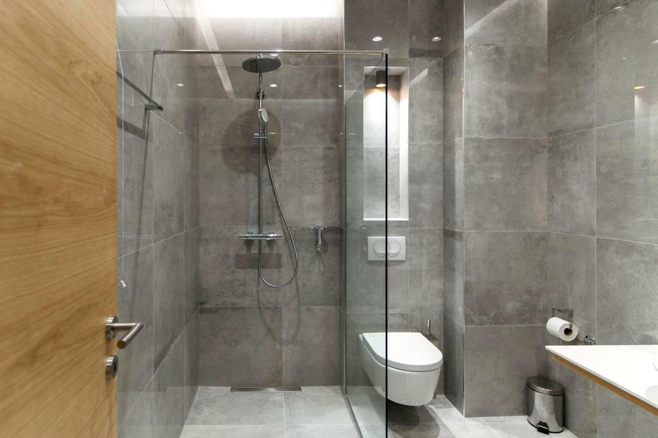 Korpa Deli Rooms Novi Sad Bagian luar foto