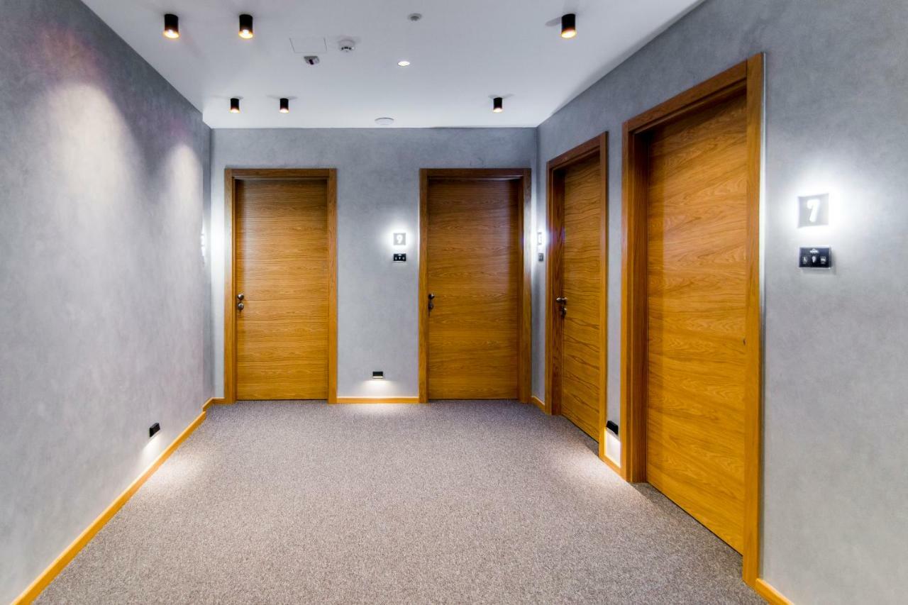 Korpa Deli Rooms Novi Sad Bagian luar foto